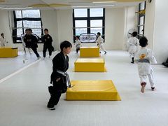 -勇气斑马·巴西柔术&跆拳道(浦东三林店)