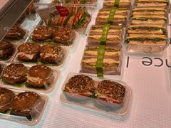 -PARIS BAGUETTE巴黎贝甜(周浦万达店)
