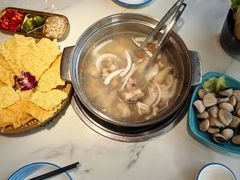 -三个椰子·现砍椰子鸡(金源CBD店)