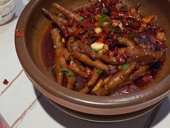 -阿瓦山寨·湘菜现炒·剁椒鱼头王(咸阳总店)