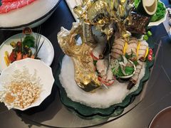 -鼎泰亨·海鲜牛肉餐厅(滨江店)
