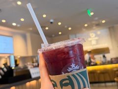 -星巴克臻选(嘉兴海宁银泰城店)
