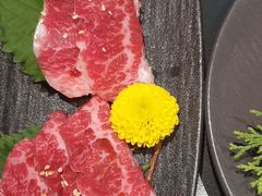 -山川小町·极番烧肉(新地假日广场店)