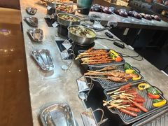 -现代华天大酒店海鲜自助餐(芙蓉南路店)