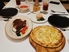 -马克西姆俄罗斯餐厅(通亚街店)