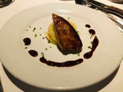 香煎鹅肝-茹丝葵经典牛排馆(上海外滩店)