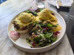 牛肉班尼迪克蛋-the rug 飞毯 (朝阳公园店)