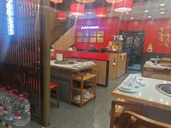 -鲁员外地锅鸡地锅鱼(古墩路店)