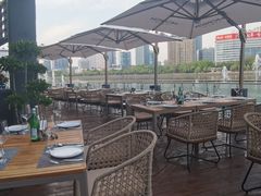 -MONICH牛排融合餐厅(和义大道购物中心店)