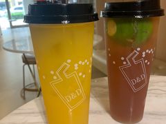 -顶东面包花园·生日蛋糕(世博店)