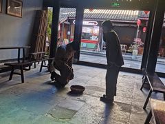 -鲁镇