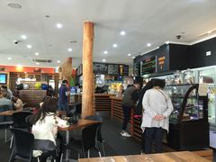 -12 Rocks Beach Bar Cafe