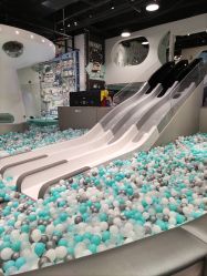 -MINI MARS KIDS CLUB亲子家庭中心(长宁天山店)