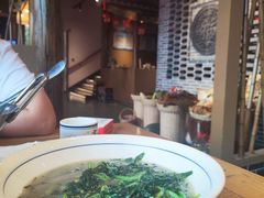 -小洞天柴火土菜馆