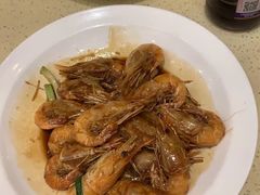 -金时代顺风大酒店（东方商厦杨浦店）-南侧停车场