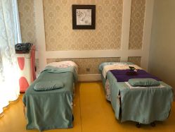 -悦芳庭美肤美体品牌集合店