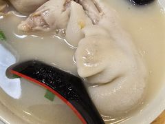 -雷祖芳老妈蹄花店