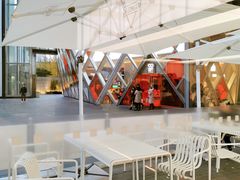 露天位-Manner Coffee(IFS一楼店)