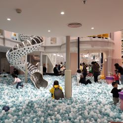 -奈尔宝·儿童乐园·亲子餐厅(鄞州万达店)