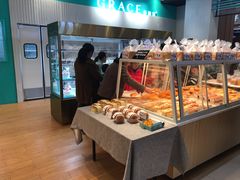 面包甜点陈列柜-格瑞思动物奶油生日蛋糕(园区永旺店)