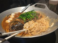 招牌鱼头配刀削面-逸品淮扬(东方渔人码头店)