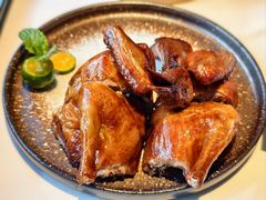 脆皮多汁乳鸽-悦景酒家(罗湖店)