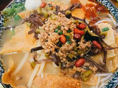 -螺世纪螺蛳粉·桂味小排档(裕德店)