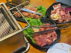 -丹东特色烤肉(学府路一部店)