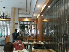 大堂-椿记烧鹅(柳邕店)