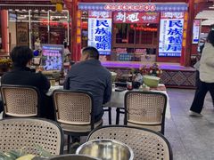 -刘姐啤酒鱼民族演艺餐厅(西街总店)
