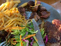 -12 Rocks Beach Bar Cafe