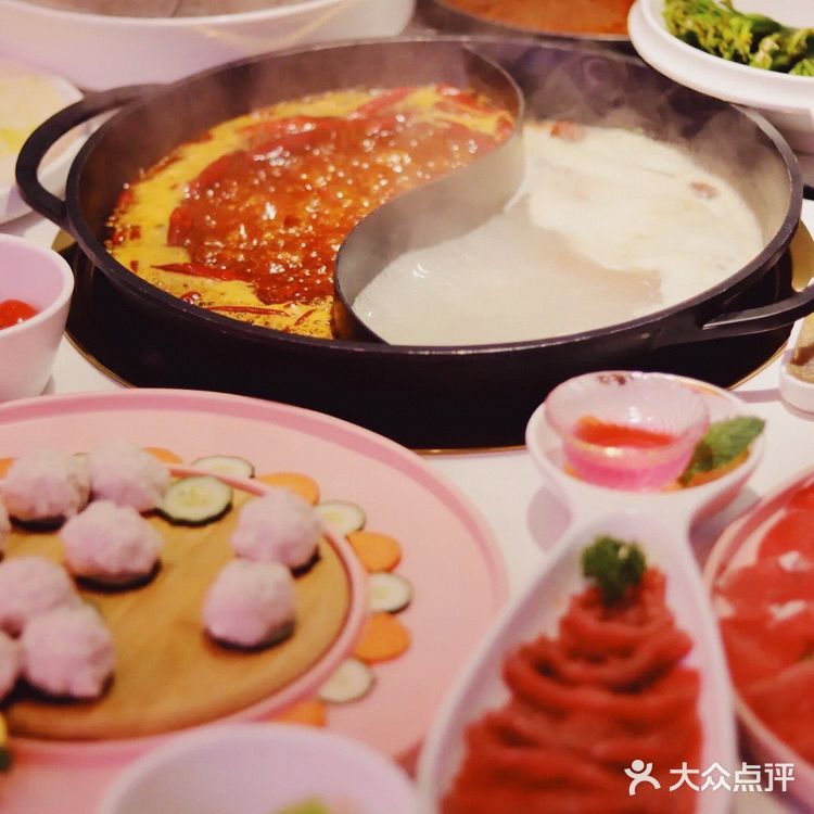 成都探店|💓一家装修成歌舞厅的火锅店