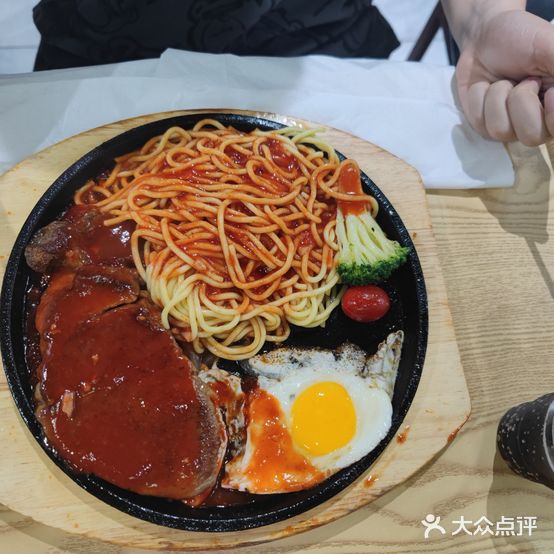 豪联盛牛肉(福四中店)