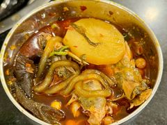 -鸿顺老铁锅美蛙鱼府(解放碑店)