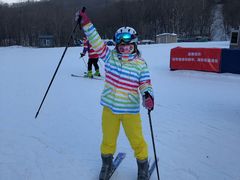 -亚布力新体委滑雪场