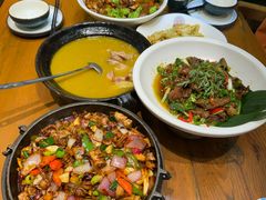 -老滇山寨•云南特色菜•地方菜•民族风情歌舞表演(金碧店)