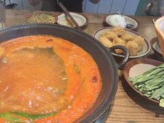 -巴卤社老火锅(财富店)