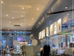 -星巴克臻选(莘庄仲盛店)