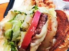 -The Habit Burger Grill 哈比特汉堡(复兴soho店)