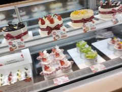 -花花卷卷·鲜食蛋糕(静安久光百货店)