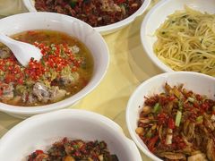 酸萝卜牛肚丝-笨罗卜浏阳菜馆(龙华鹏润达店)