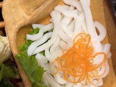 -老牌坊云南鱼豆花火锅(爱建店)
