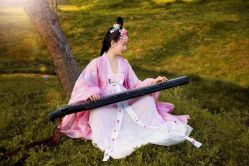 -虞美人汉服摄影