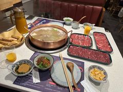 -牛村来人潮汕牛肉火锅(西单店)