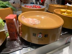 -龍歌自助小火锅(市南金茂湾店)