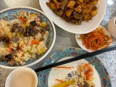 -汗腾格里·风味餐厅(新疆驻京办店)