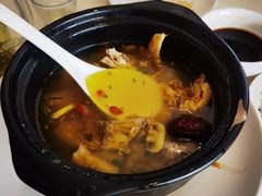 -七的湖·晚芳亭·阳澄湖农家菜·大闸蟹(莲花岛店)