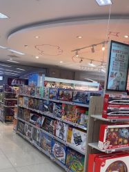 -孩子王(铁西万达店)