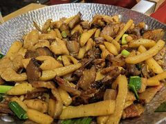 -老唐三下锅 ·张家界地标美食(溪布街店)