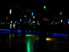 -奔马滚轴溜冰场